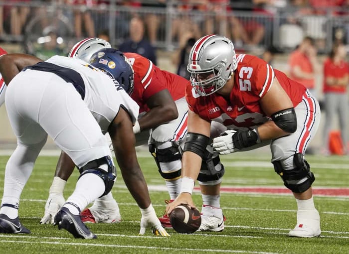 Ohio State Buckeyes offensive lineman Luke Wypler (53) prepares the hike the ball during the Toledo game.